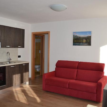Casa Olivati Apartment Pellizzano Bilik gambar