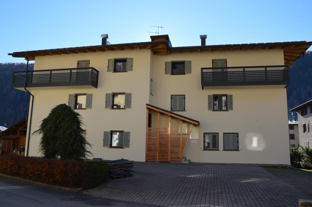 Casa Olivati Apartment Pellizzano Luaran gambar