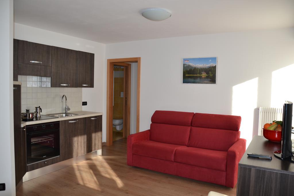 Casa Olivati Apartment Pellizzano Bilik gambar